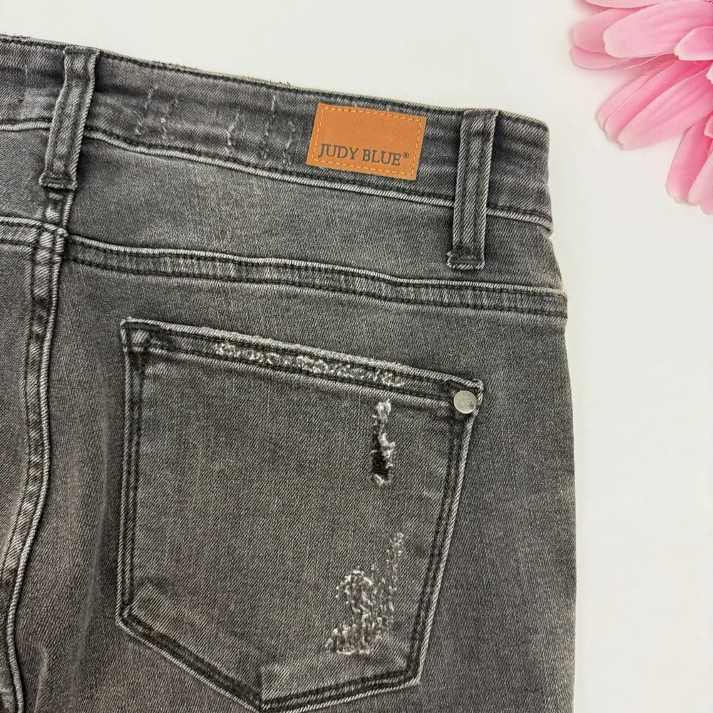 Judy Blue Buffalo Plaid Peek-A-Boo High Rise Skinny Jeans Charcoal Grey Black